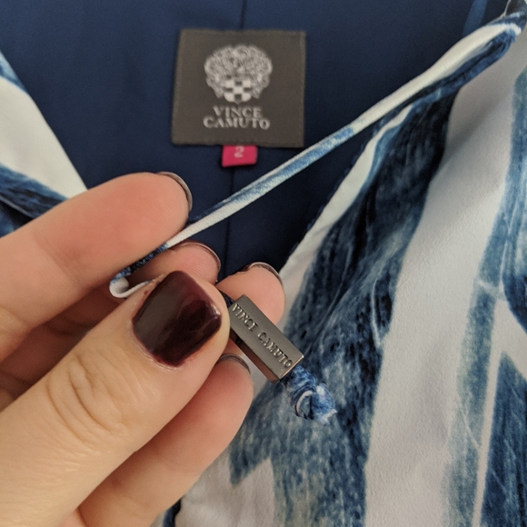 Dress - Picture 2 of 4